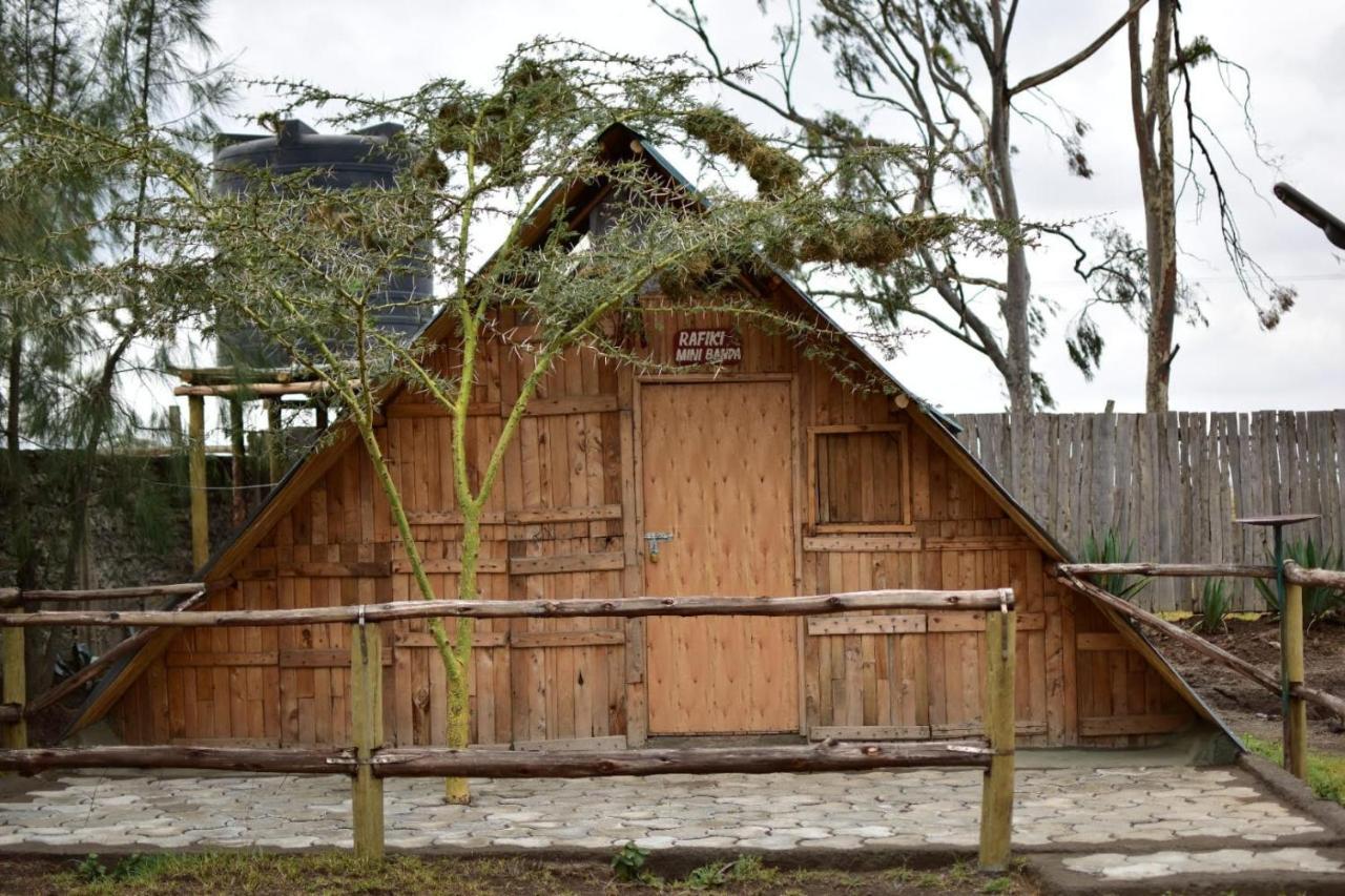 Lillypond Camp Hotel Elmenteita Bagian luar foto