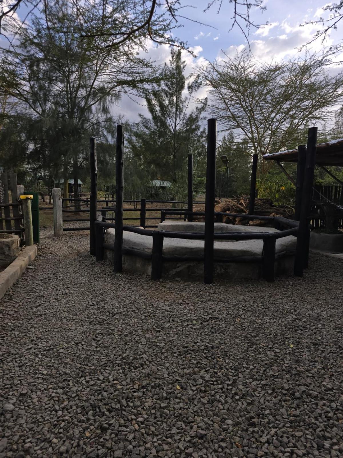 Lillypond Camp Hotel Elmenteita Bagian luar foto