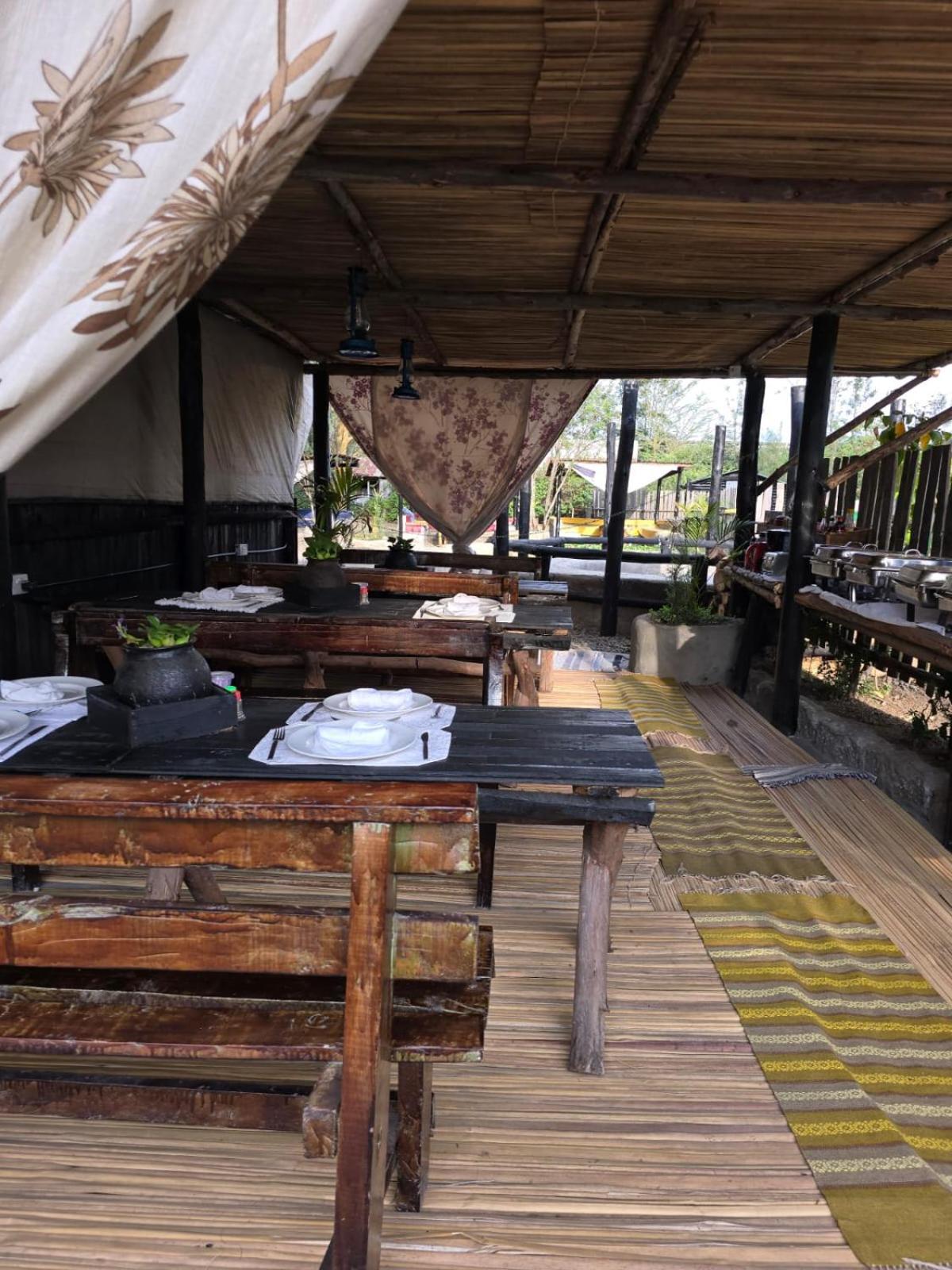 Lillypond Camp Hotel Elmenteita Bagian luar foto